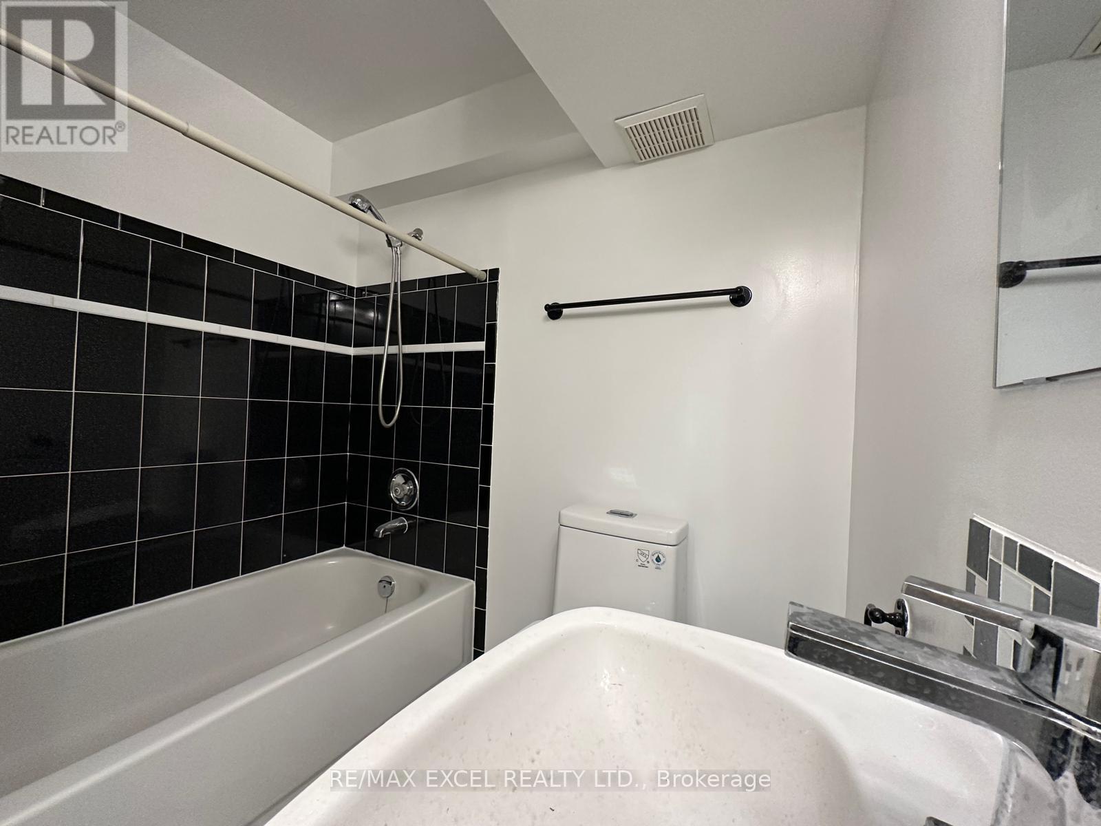 8 Midcroft Drive, Toronto, Ontario  M1S 1X1 - Photo 21 - E12754810