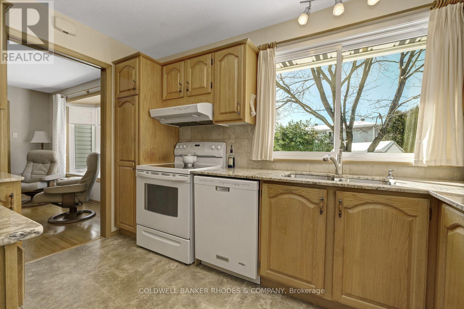 1550 Northdale Street, Ottawa, Ontario  K1B 4G8 - Photo 14 - X12754708