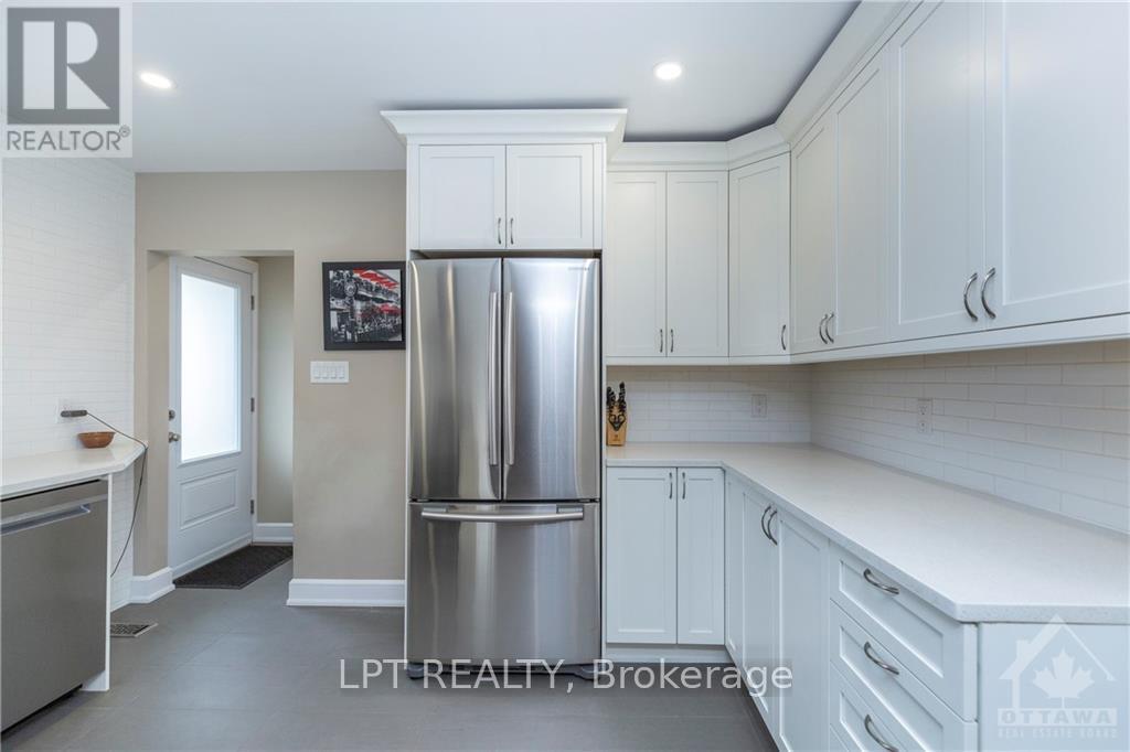 716 Chapman Boulevard, Ottawa, Ontario  K1G 1T6 - Photo 5 - X12754488