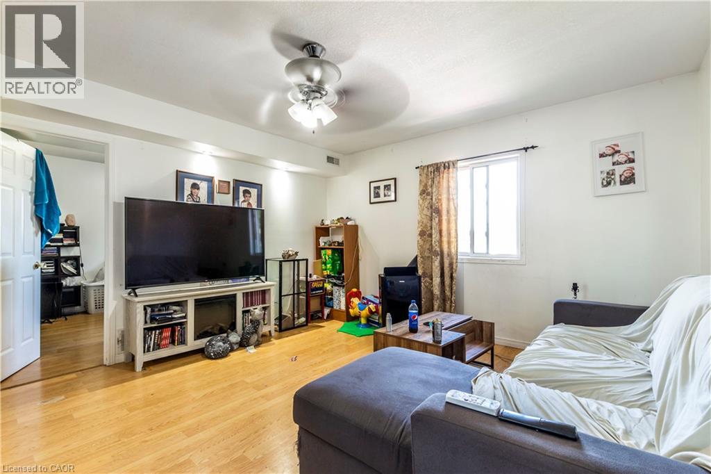 104 Oakwood Avenue, Cambridge, Ontario  N3H 4J2 - Photo 19 - 40743762