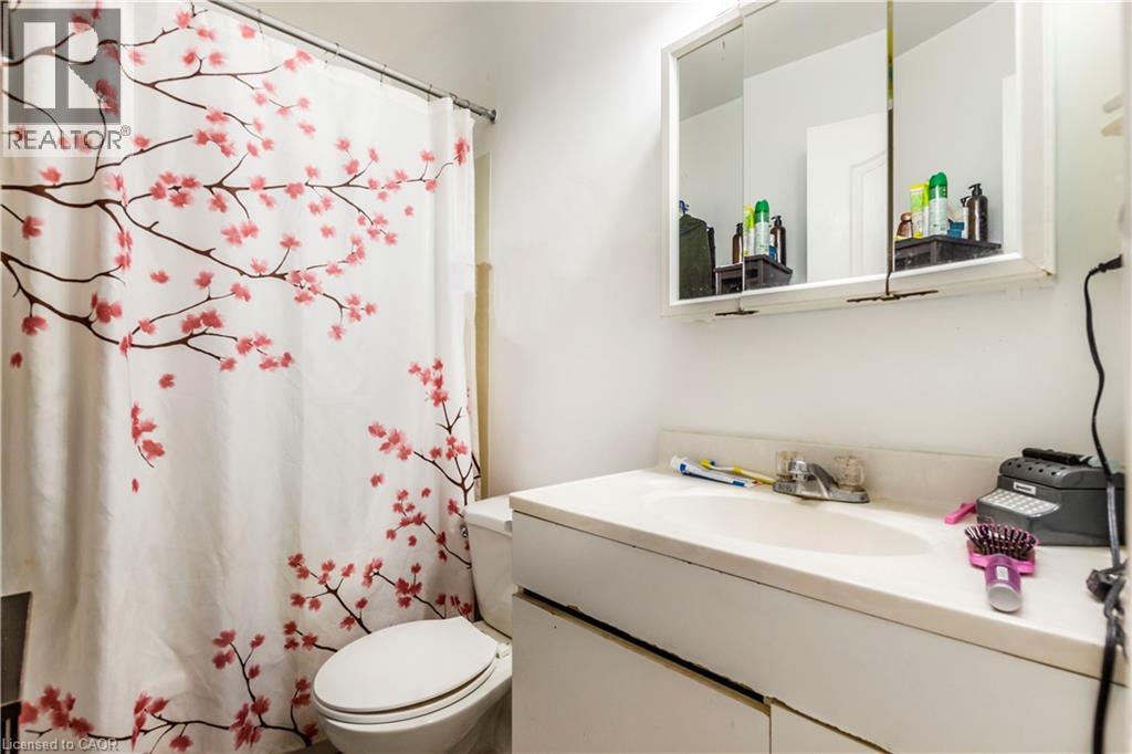 104 Oakwood Avenue, Cambridge, Ontario  N3H 4J2 - Photo 24 - 40743762