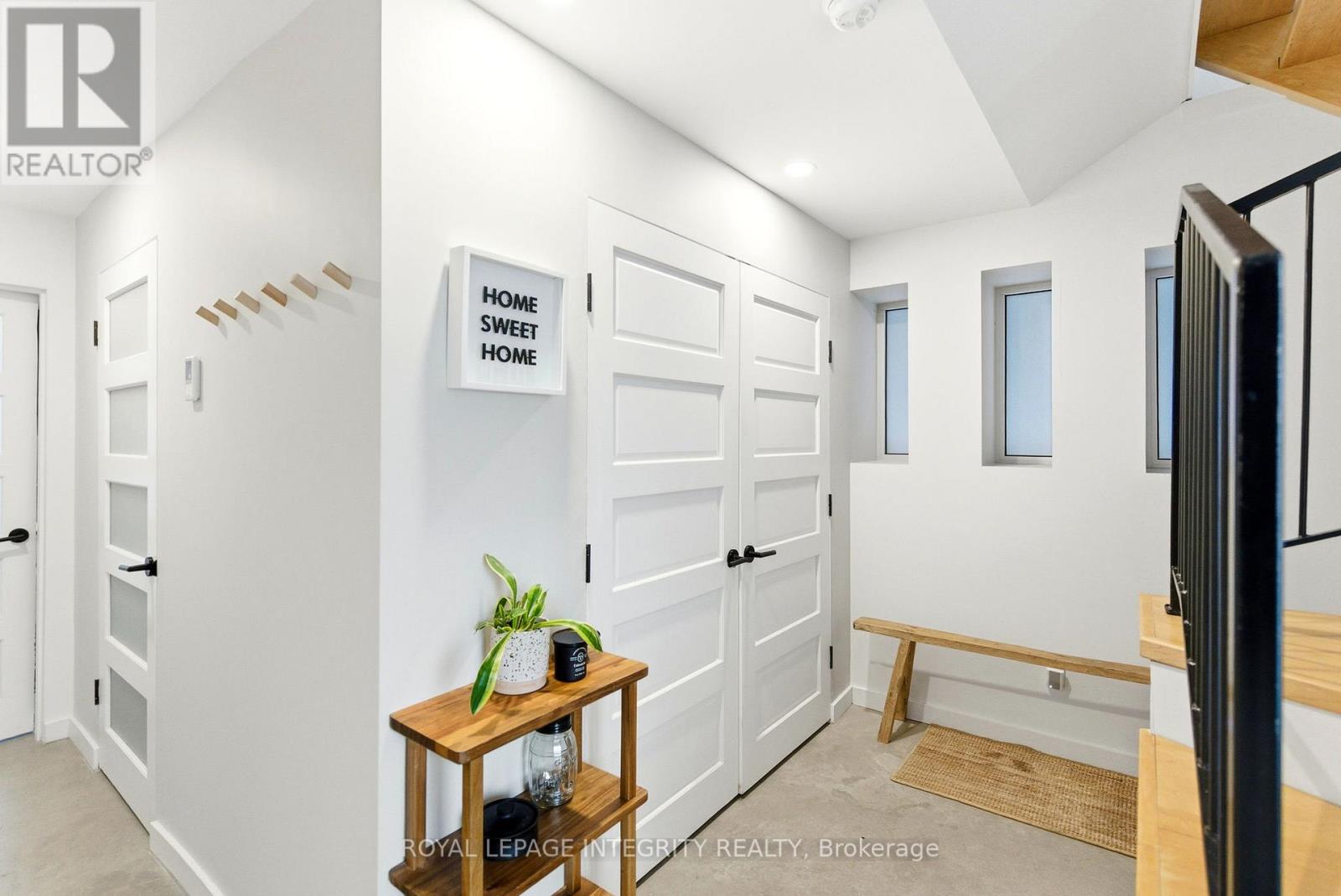 D - 41 Stirling Avenue, Ottawa, Ontario  K1Y 1P7 - Photo 4 - X12754716