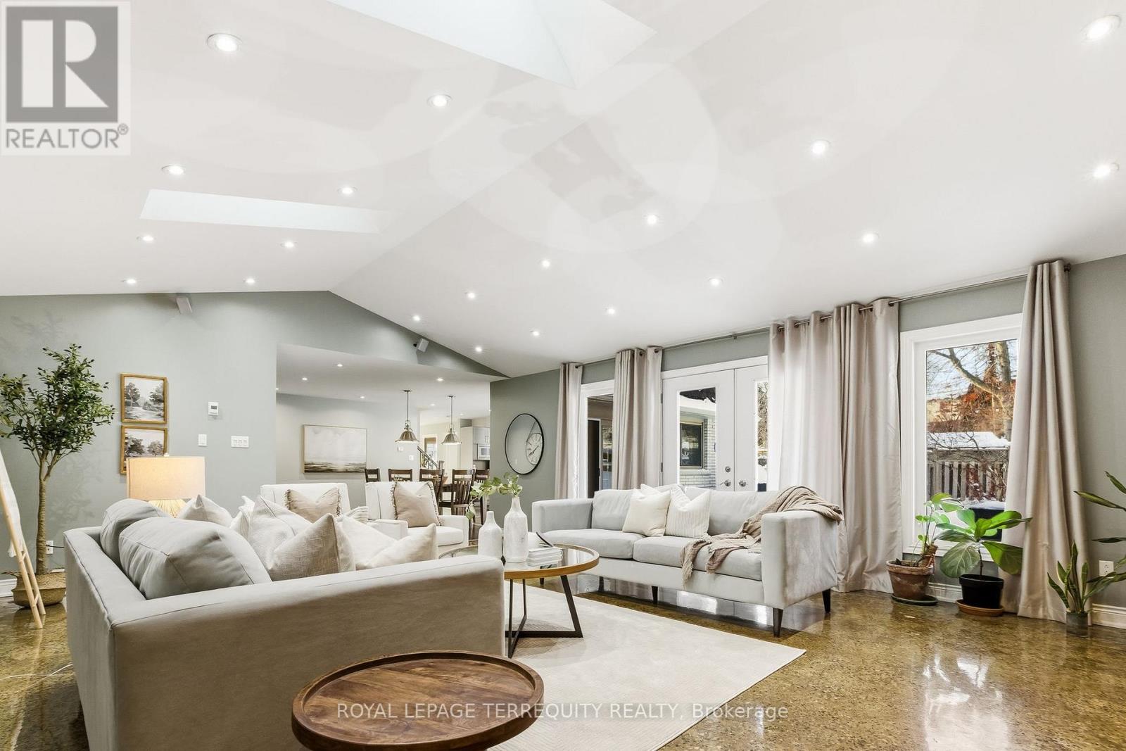 818 Kates Lane, Pickering, Ontario  L1V 2Z2 - Photo 17 - E12754818