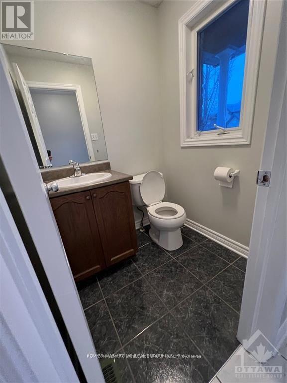 270 Mica Crescent, Clarence-Rockland, Ontario  K4K 0E2 - Photo 22 - X12754734