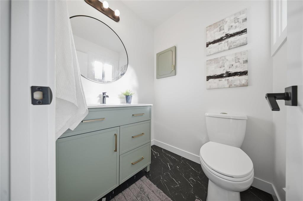 1054 Sinclair Street, Winnipeg, Manitoba  R2V 2Y5 - Photo 16 - 202601874