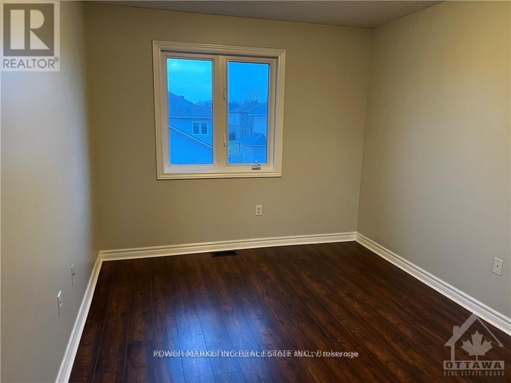 270 Mica Crescent, Clarence-Rockland, Ontario  K4K 0E2 - Photo 13 - X12754734