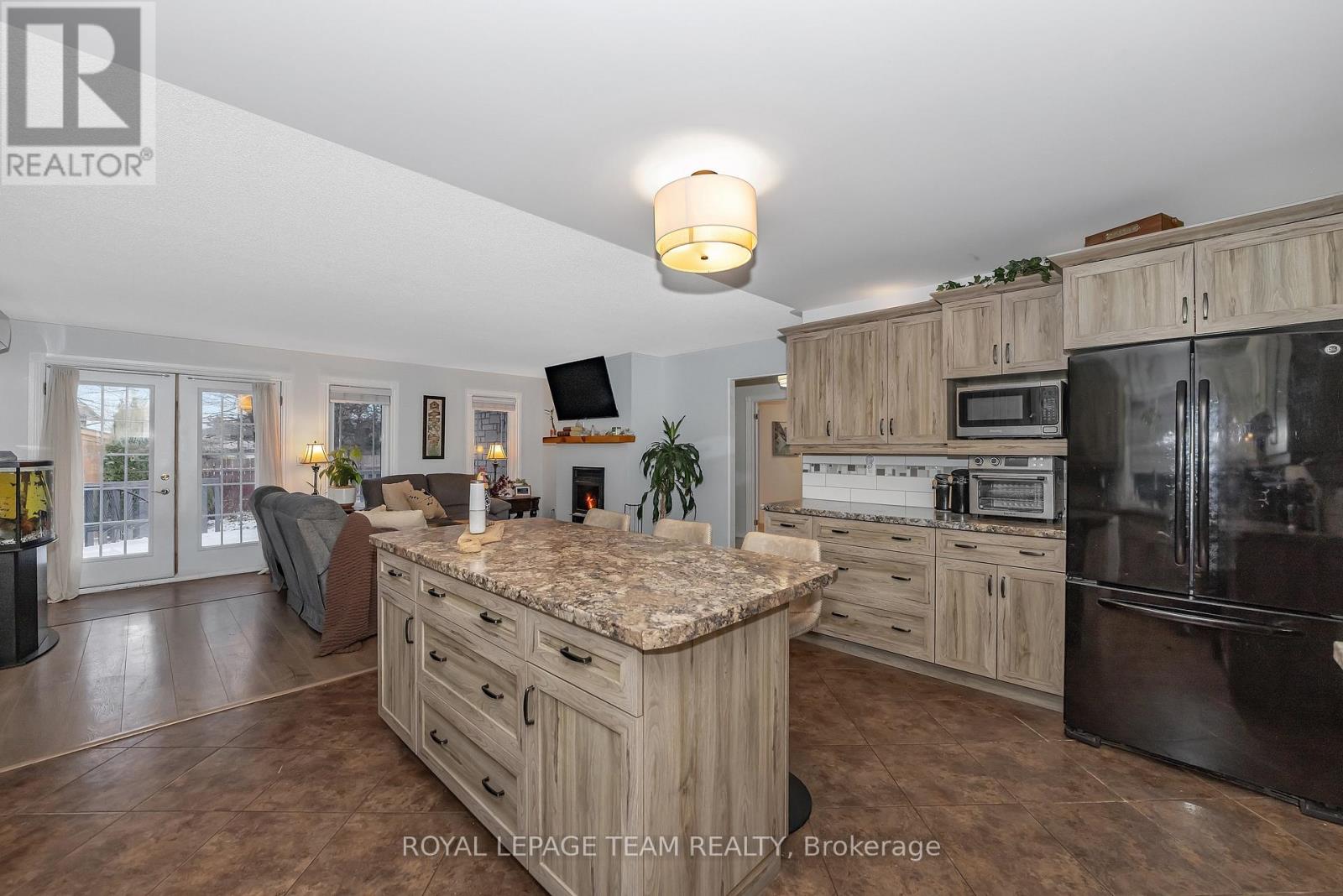 7 Main Street, Whitewater Region, Ontario  K0J 1K0 - Photo 15 - X12754572