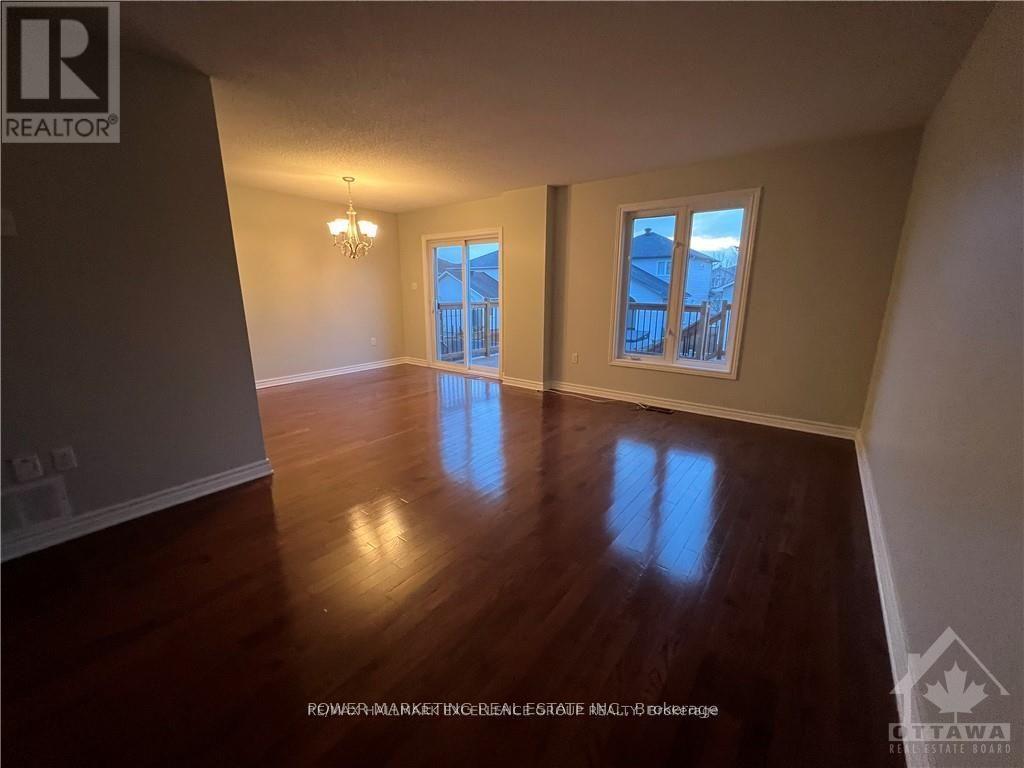 270 Mica Crescent, Clarence-Rockland, Ontario  K4K 0E2 - Photo 5 - X12754734