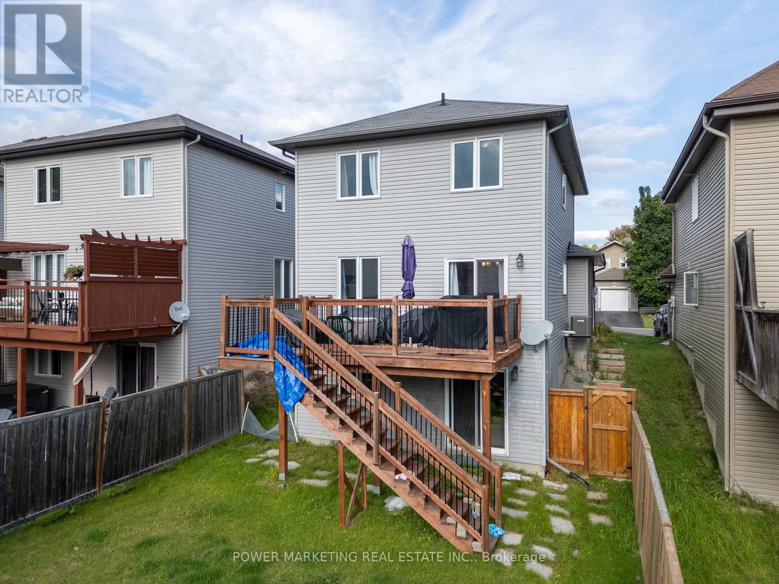 270 Mica Crescent, Clarence-Rockland, Ontario  K4K 0E2 - Photo 29 - X12754734