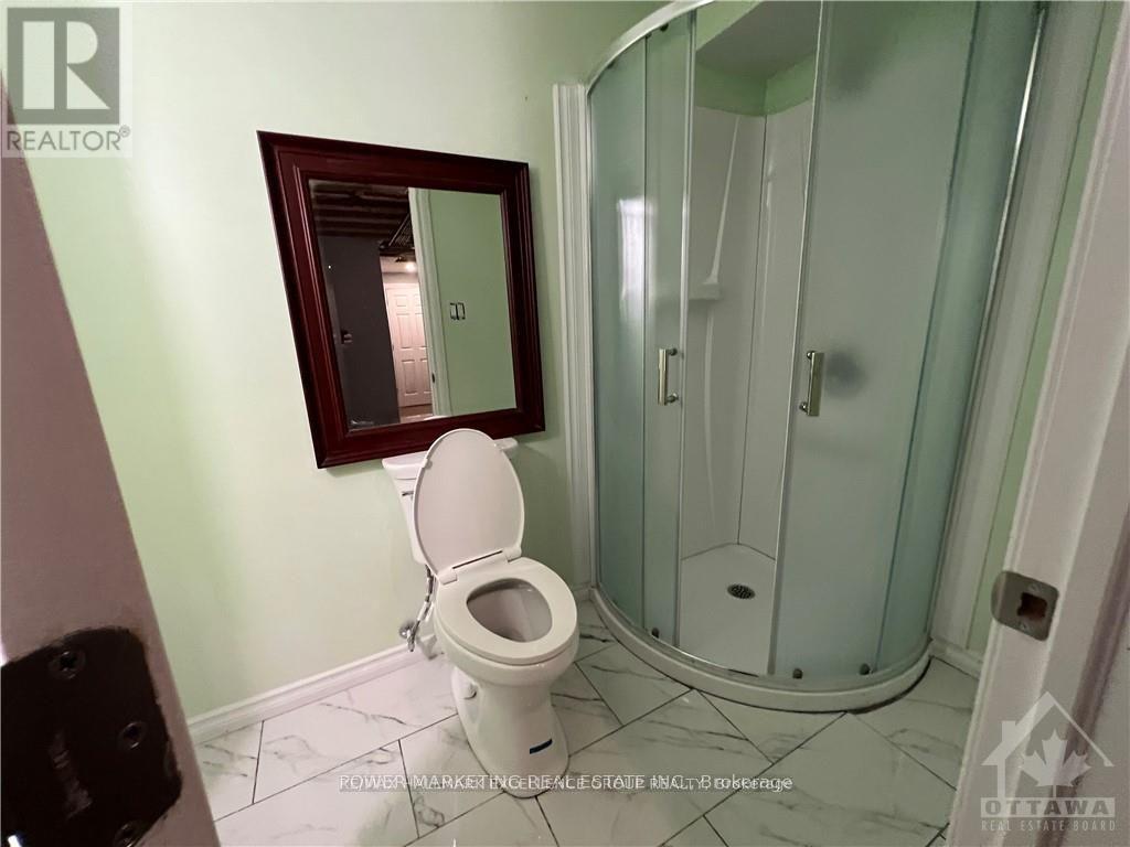 270 Mica Crescent, Clarence-Rockland, Ontario  K4K 0E2 - Photo 25 - X12754734