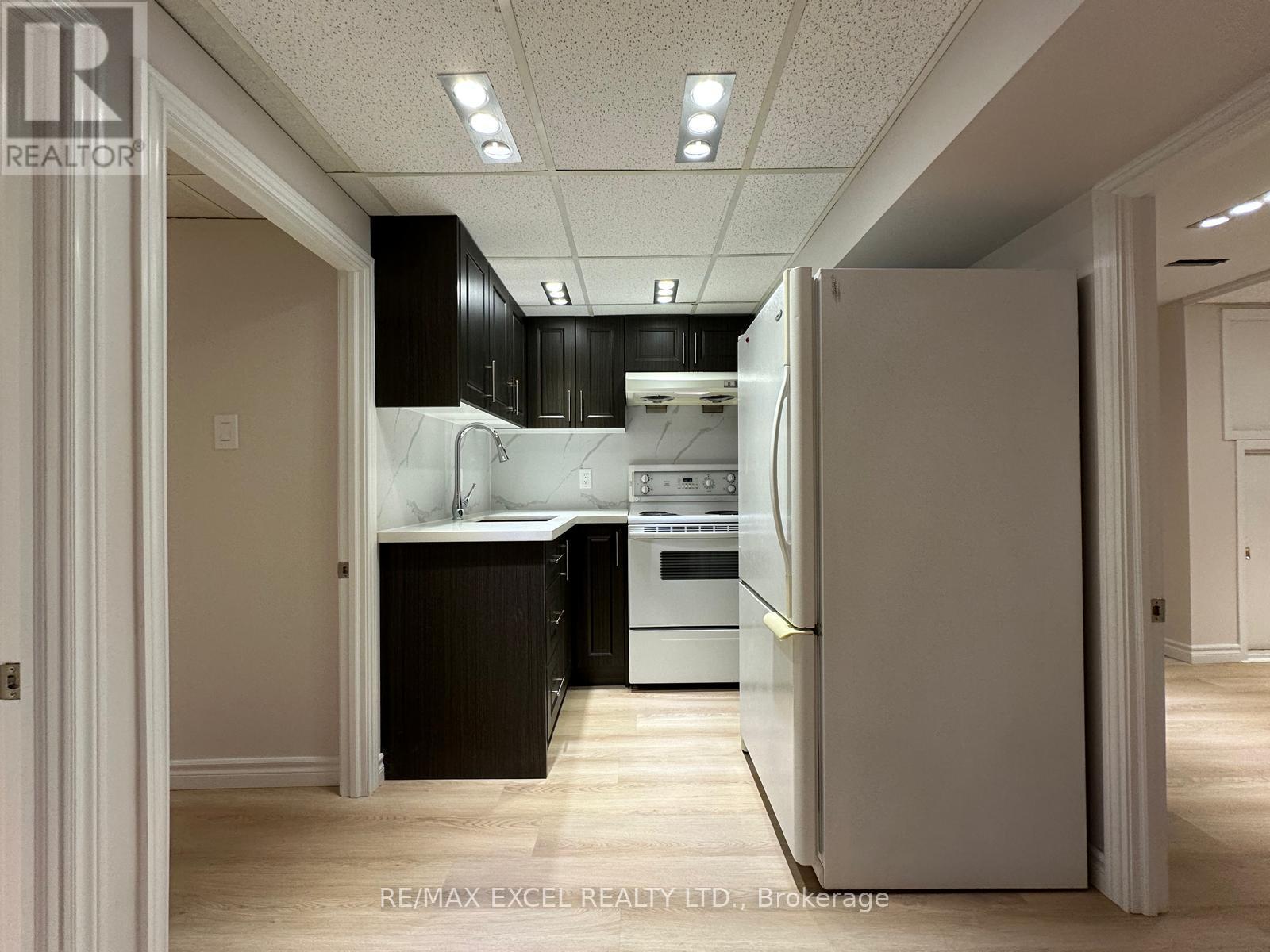 8 Midcroft Drive, Toronto, Ontario  M1S 1X1 - Photo 13 - E12754810