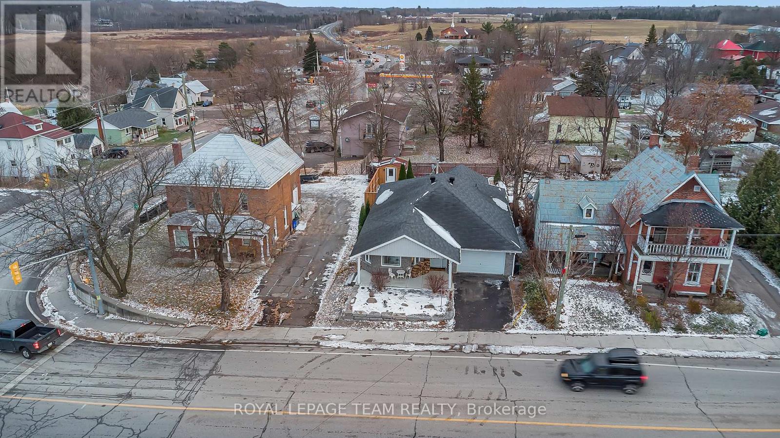 7 Main Street, Whitewater Region, Ontario  K0J 1K0 - Photo 48 - X12754572