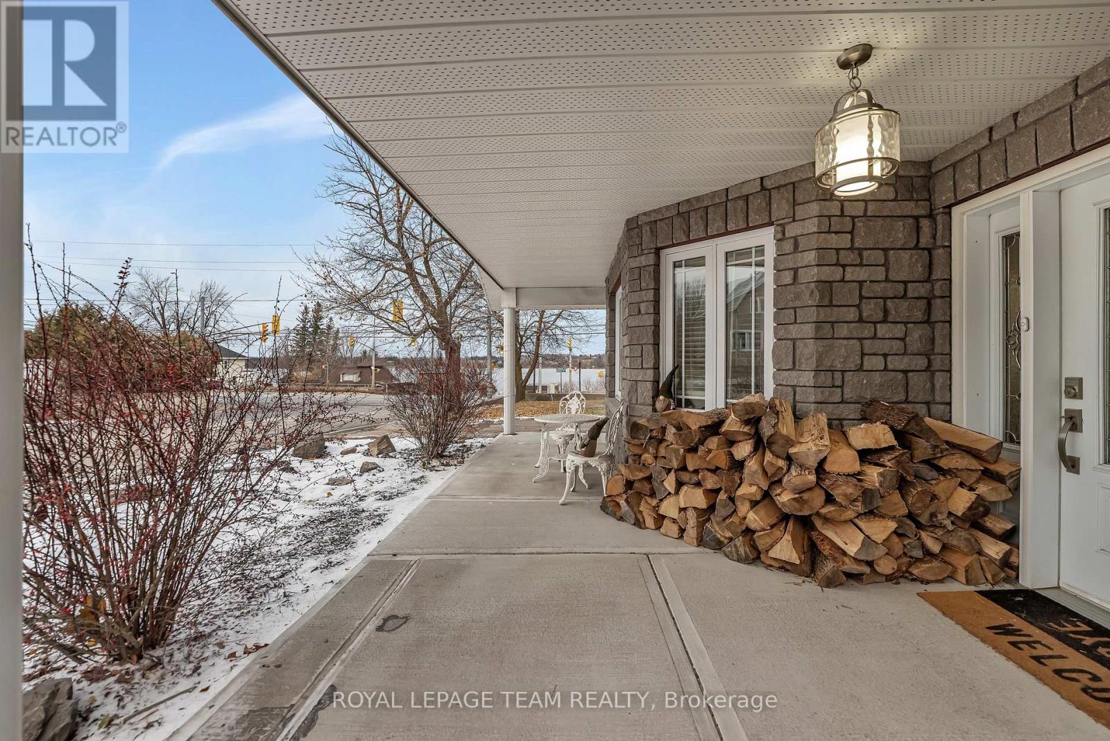 7 Main Street, Whitewater Region, Ontario  K0J 1K0 - Photo 4 - X12754572