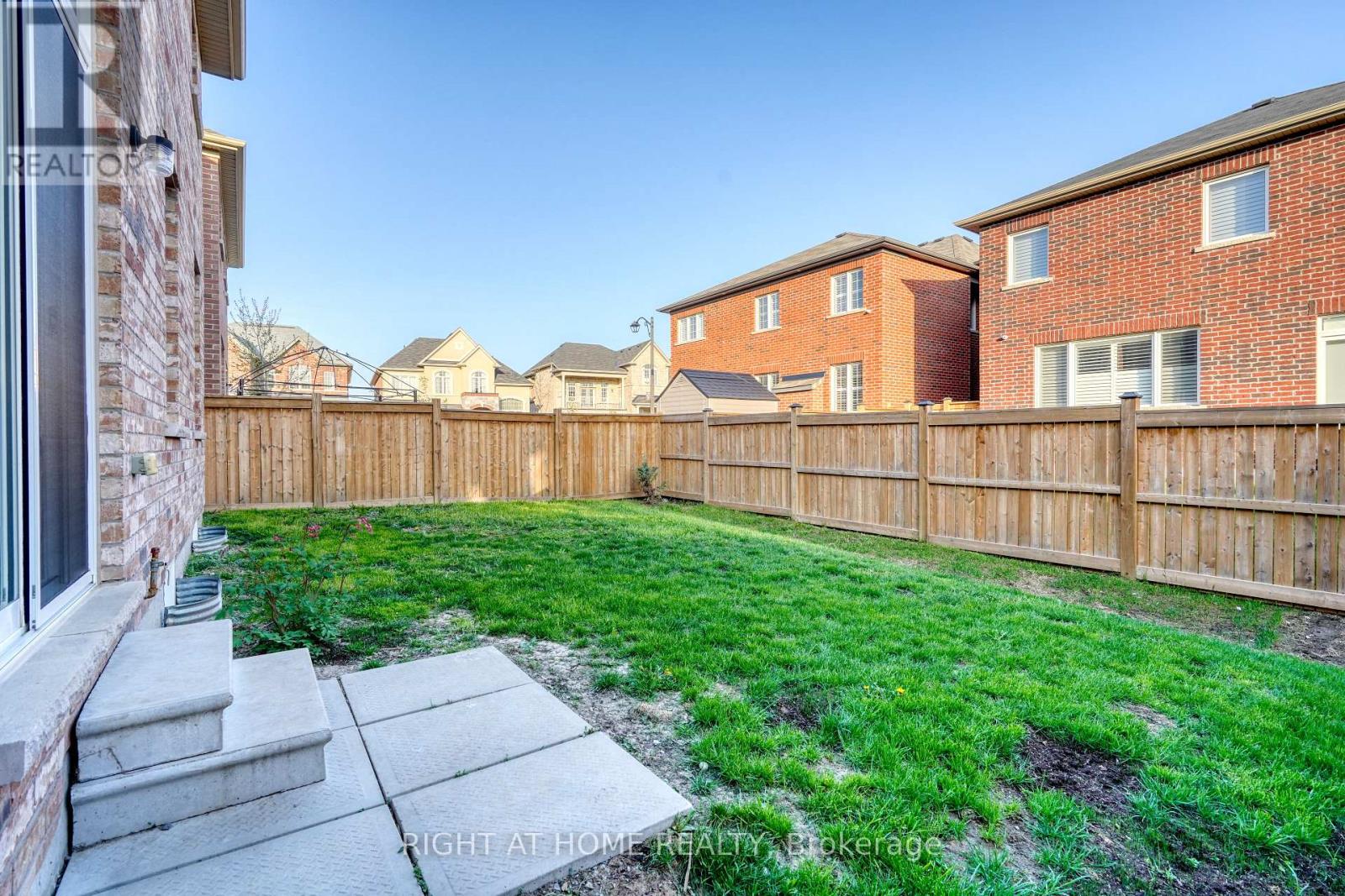 17 Mercury Avenue, Georgina, Ontario  L4P 0H1 - Photo 32 - N12753328