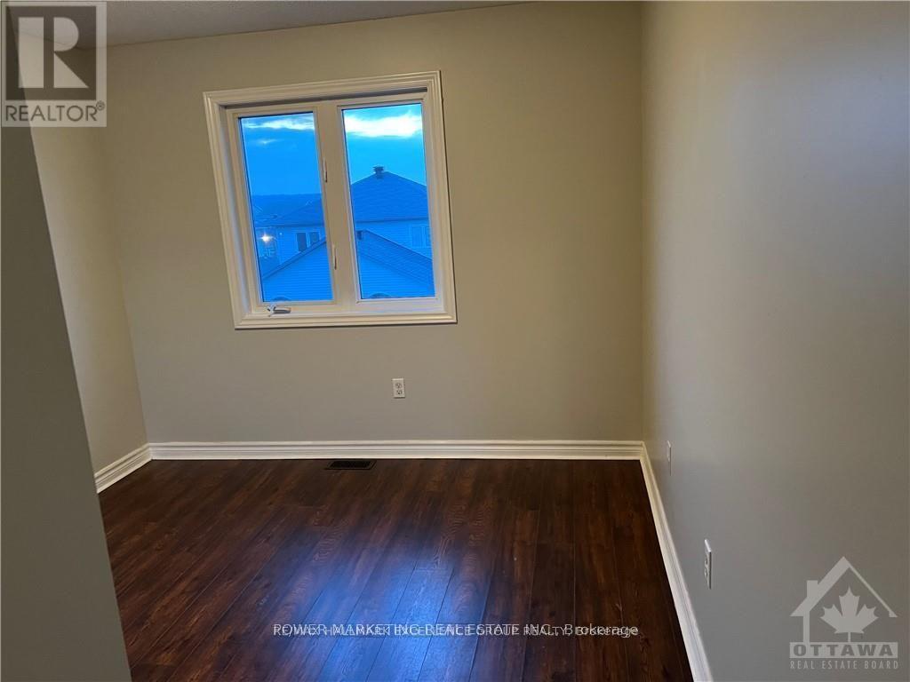 270 Mica Crescent, Clarence-Rockland, Ontario  K4K 0E2 - Photo 18 - X12754734