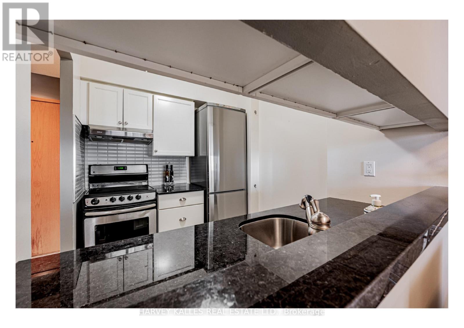 2707 - 44 St Joseph Street, Toronto, Ontario  M4Y 2W4 - Photo 5 - C12701390