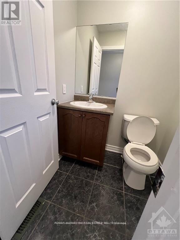 270 Mica Crescent, Clarence-Rockland, Ontario  K4K 0E2 - Photo 10 - X12754734