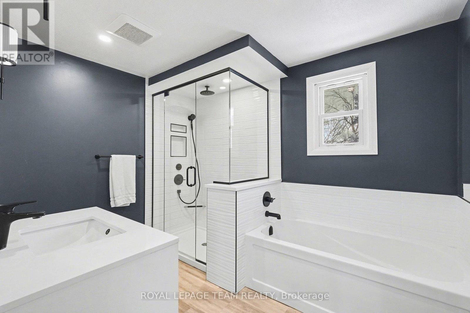 19 Chanonhouse Drive, Ottawa, Ontario  K0A 2Z0 - Photo 15 - X12754816