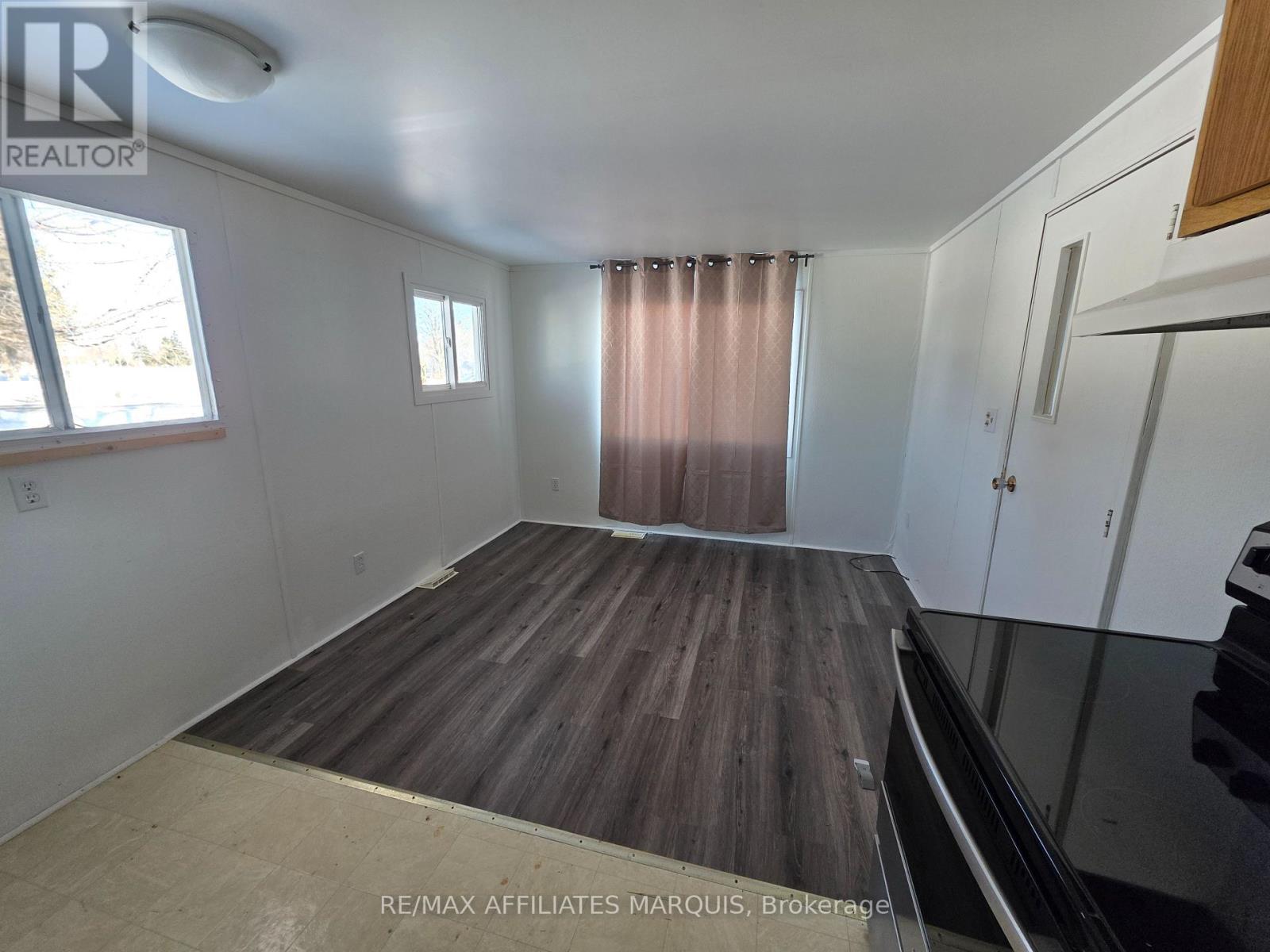 202 Jack Street, Smiths Falls, Ontario  K7A 4S4 - Photo 12 - X12754826