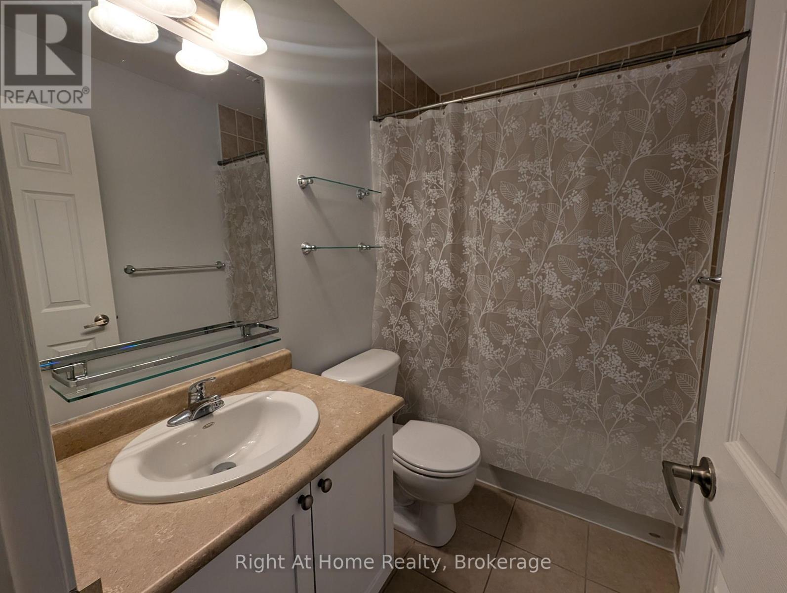 650 Frank Place, Milton, Ontario  L9T 0P8 - Photo 7 - W12754344