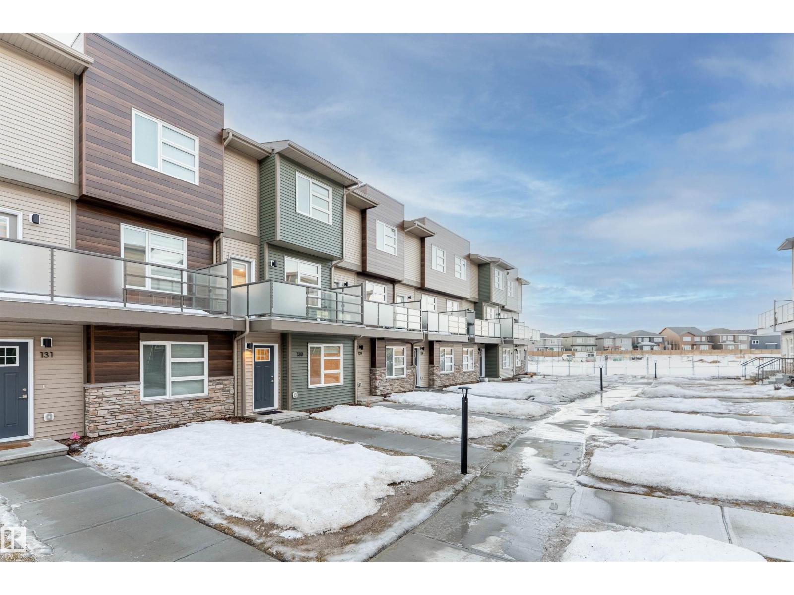 #130 17635 58 St Nw Nw, Edmonton, Alberta T5Y 4C2 - Photo 2 - E4472147