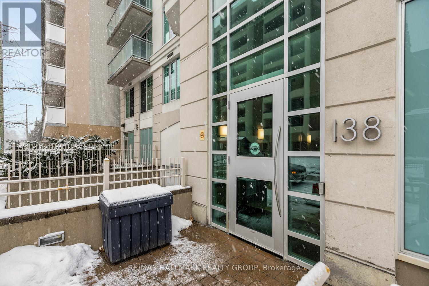 502 - 138 Somerset Street W, Ottawa, Ontario  K2P 0A3 - Photo 3 - X12754944