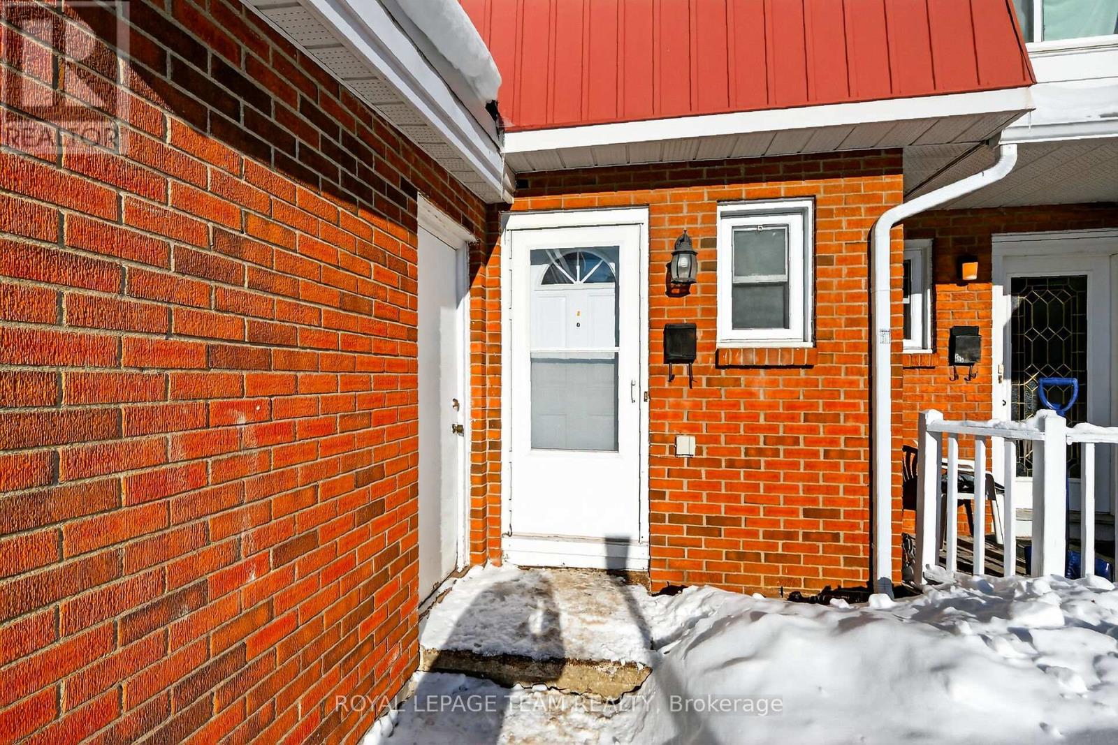 187 Birch Hill Private, Ottawa, Ontario  K1K 3Y5 - Photo 2 - X12754916