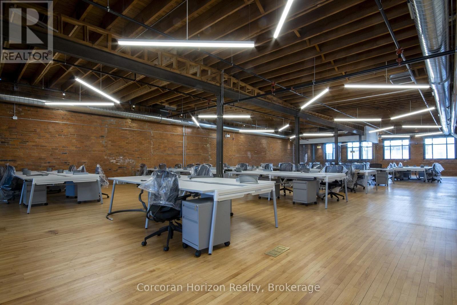 400 - 59 King Street E, Hamilton (Beasley), Ontario  L8N 1A5 - Photo 2 - X12755180