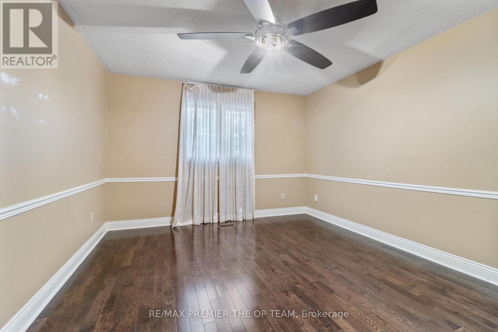 154 Flushing Avenue, Vaughan (East Woodbridge), Ontario  L4L 8H7 - Photo 31 - N12754466