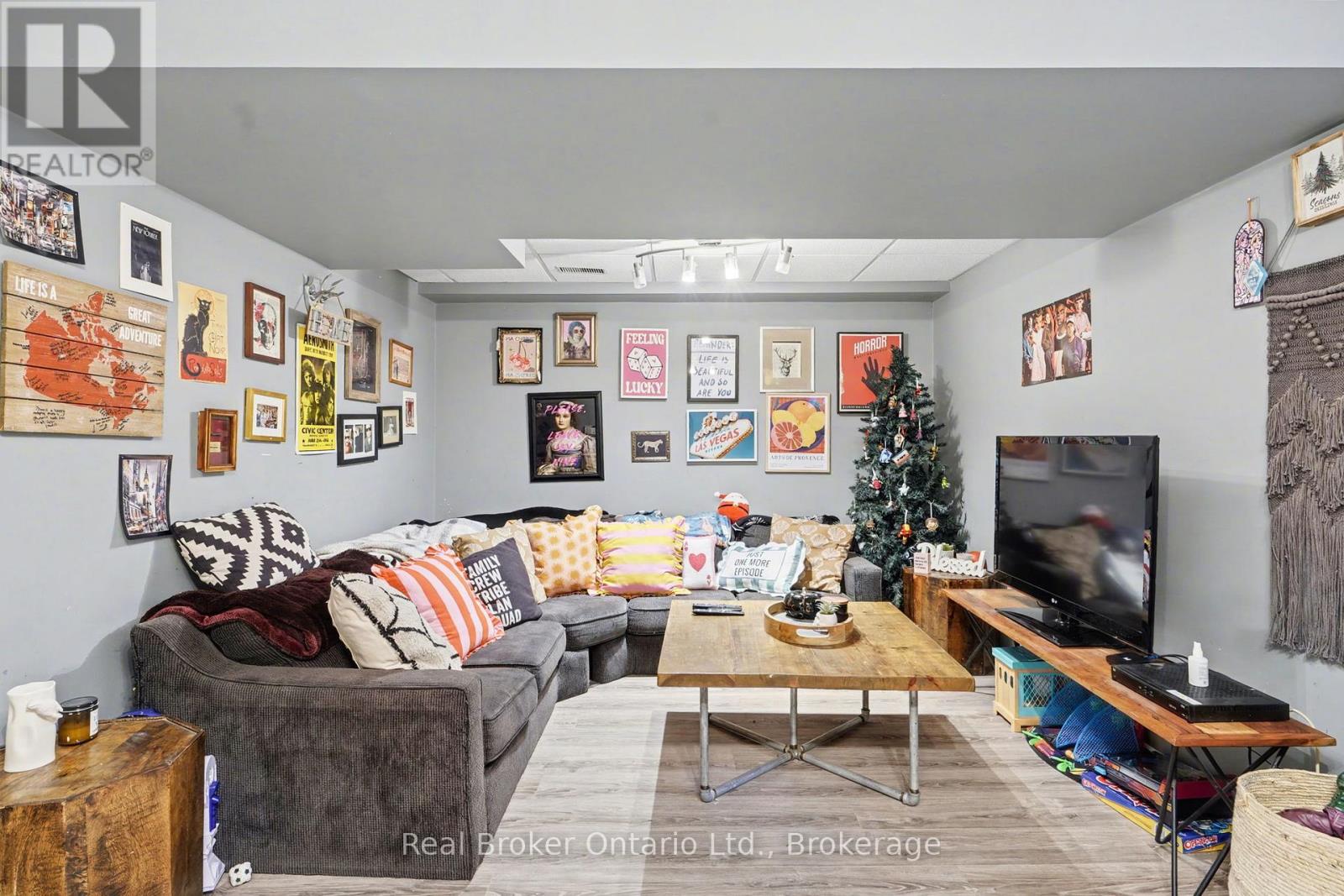 18 - 45 Seabreeze Crescent, Hamilton (Lakeshore), Ontario  L8E 0G1 - Photo 21 - X12755310