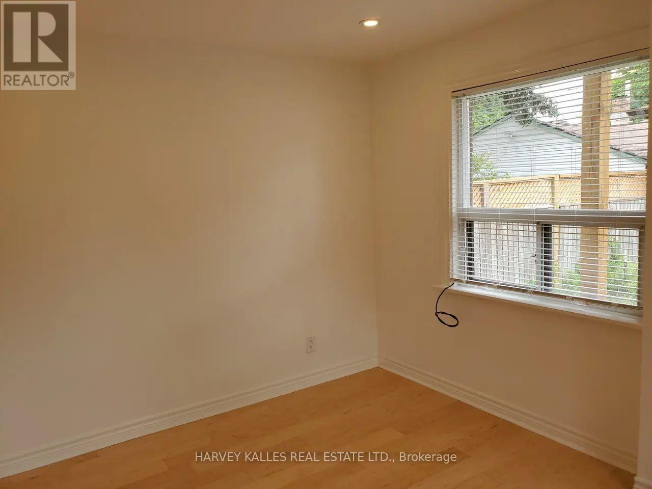 Main - 679 Vaughan Road, Toronto (Oakwood Village), Ontario  M6E 2Y7 - Photo 7 - C12755018