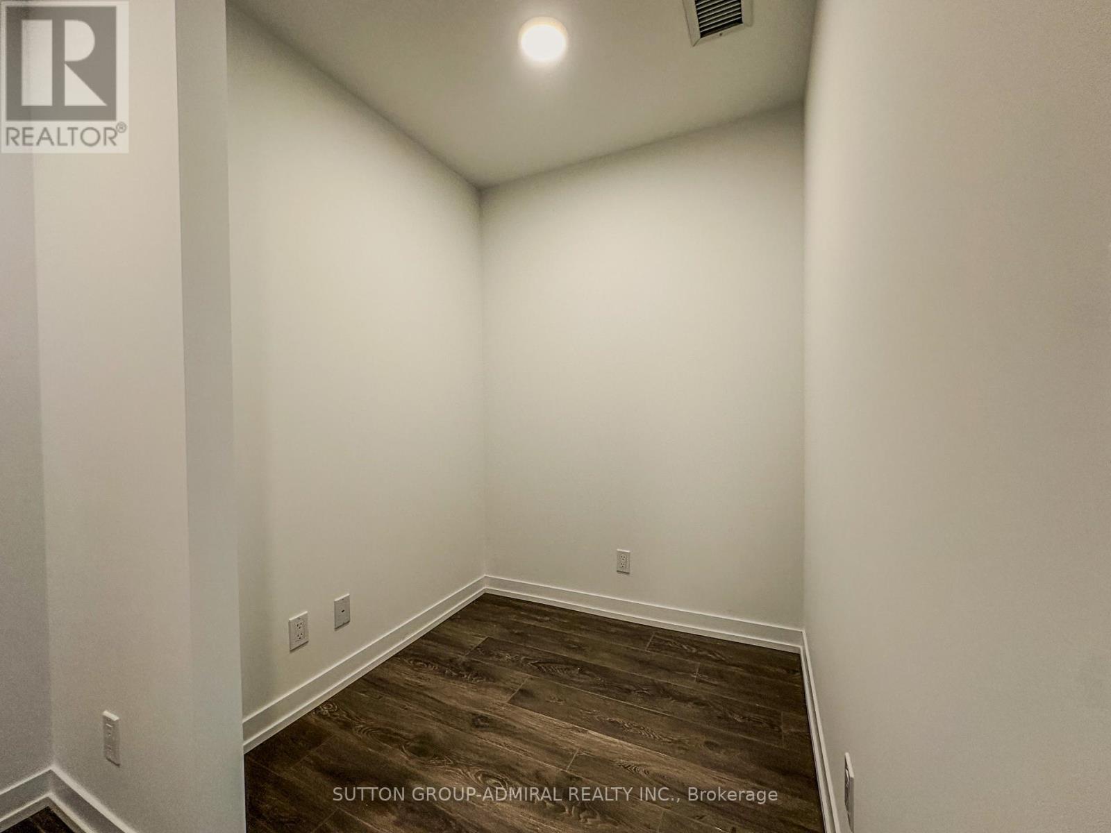 307 - 8 Beverley Glen Boulevard, Vaughan (Beverley Glen), Ontario  L4J 0L5 - Photo 8 - N12754500