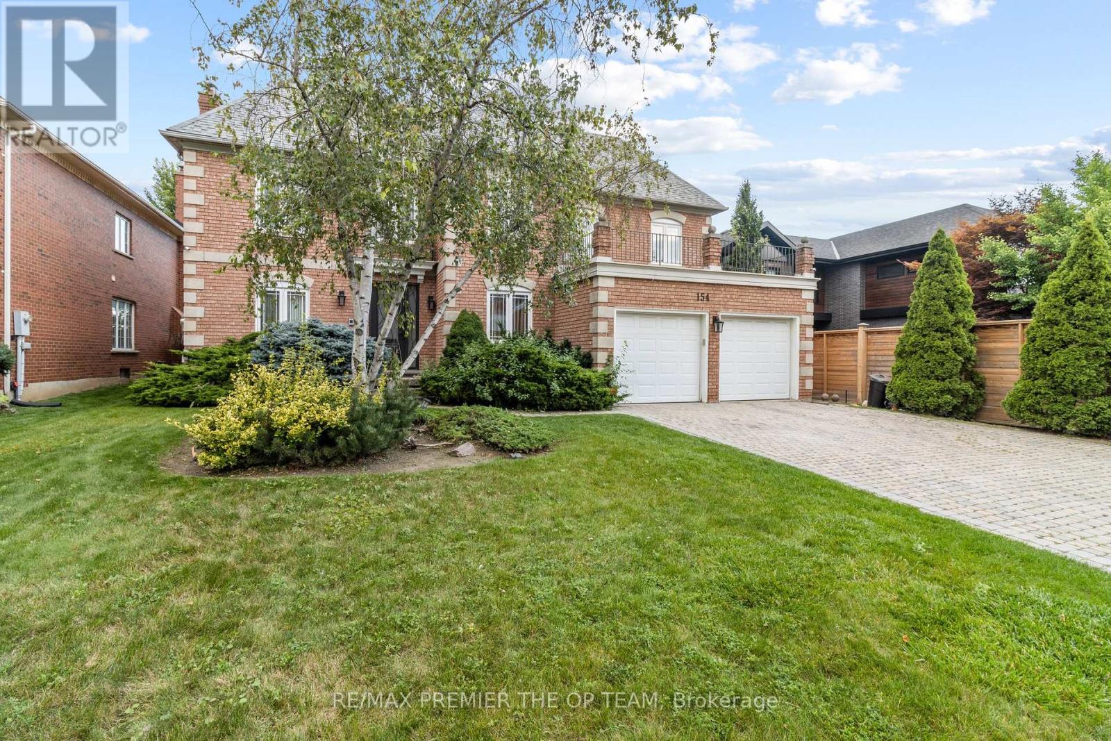 154 Flushing Avenue, Vaughan (East Woodbridge), Ontario  L4L 8H7 - Photo 2 - N12754466
