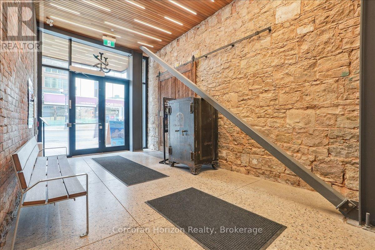 302 - 12 James Street N, Hamilton (Beasley), Ontario  L8R 2J9 - Photo 4 - X12755184