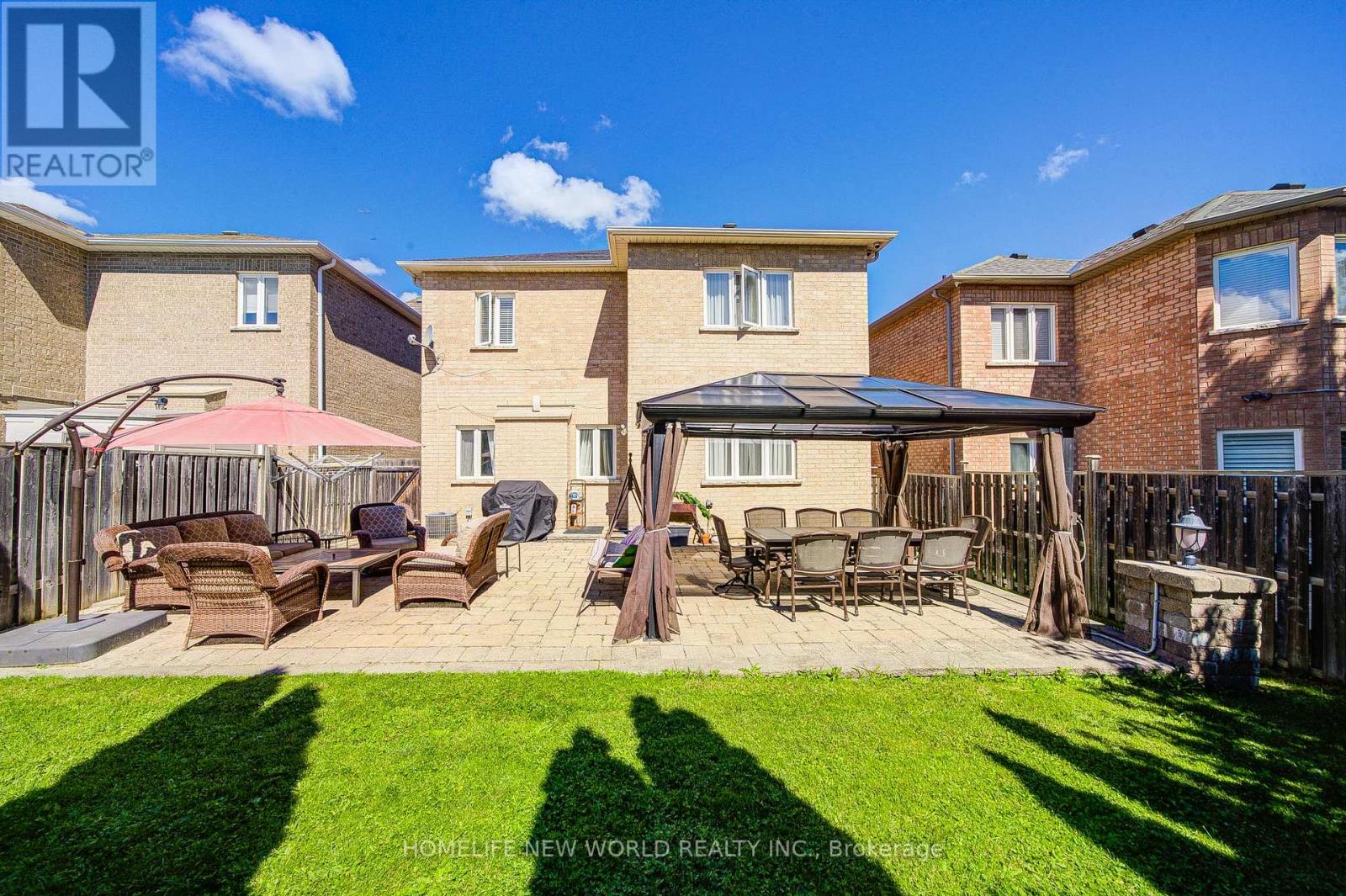 131 Ner Israel Drive, Vaughan (Patterson), Ontario  L4J 9L1 - Photo 7 - N12754332