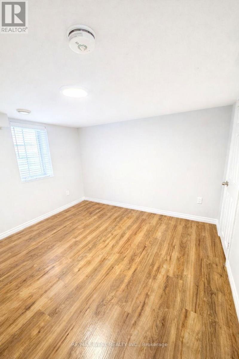 106 Bell Drive, Whitby, Ontario  L1N 2T2 - Photo 6 - E12754858