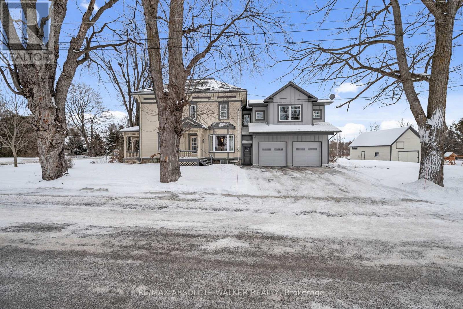 3302 Main Street, North Stormont, Ontario  K0C 1C0 - Photo 2 - X12754956