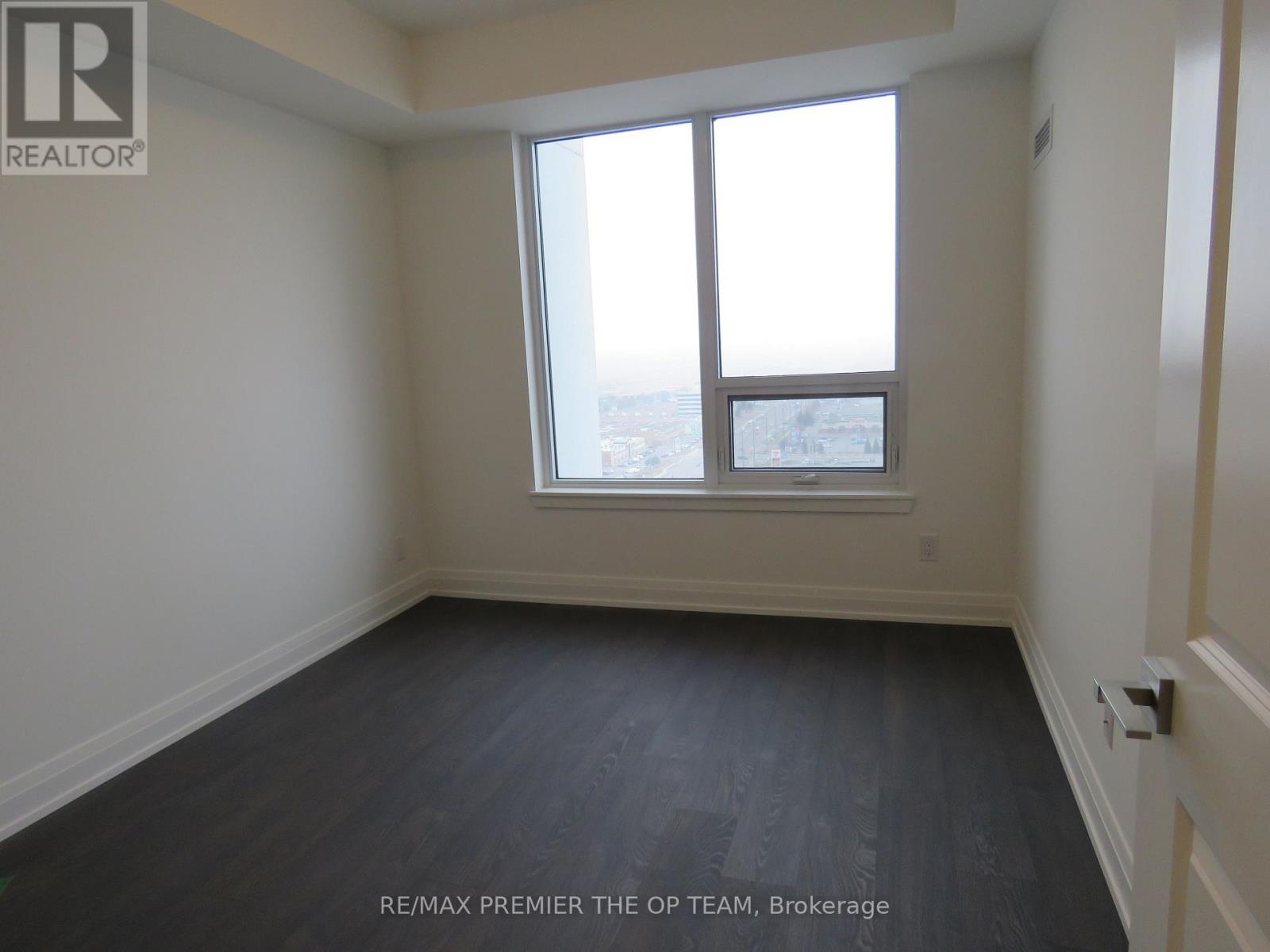 2006 - 3700 Highway 7, Vaughan (Vaughan Corporate Centre), Ontario  L4L 0G8 - Photo 2 - N12754570