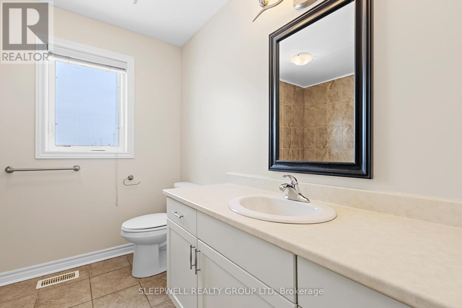 94 Fourth Avenue, Arnprior, Ontario  K7S 0G1 - Photo 14 - X12754992