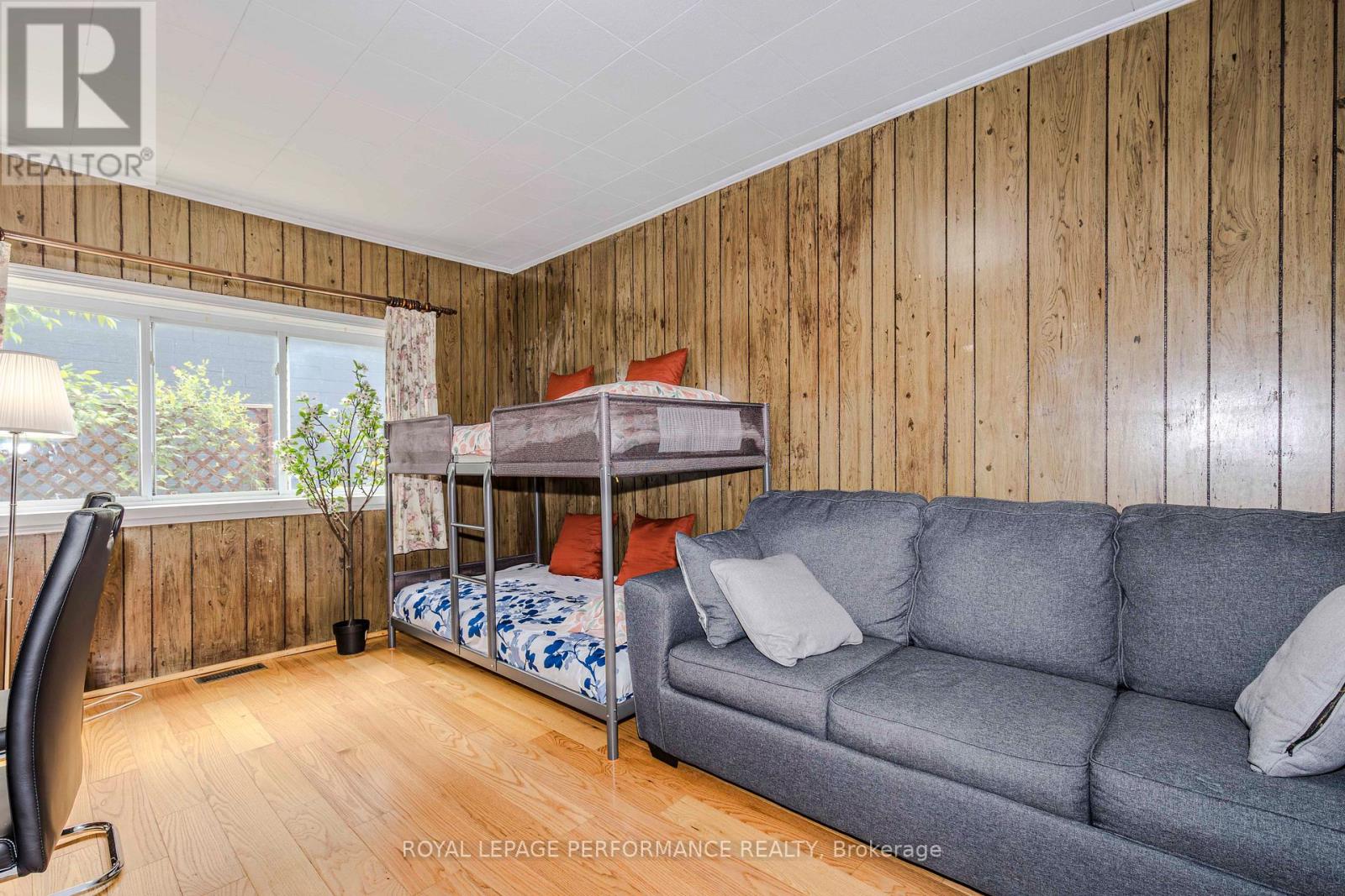 98 Boyce Avenue, Ottawa, Ontario  K2B 6J2 - Photo 8 - X12755004