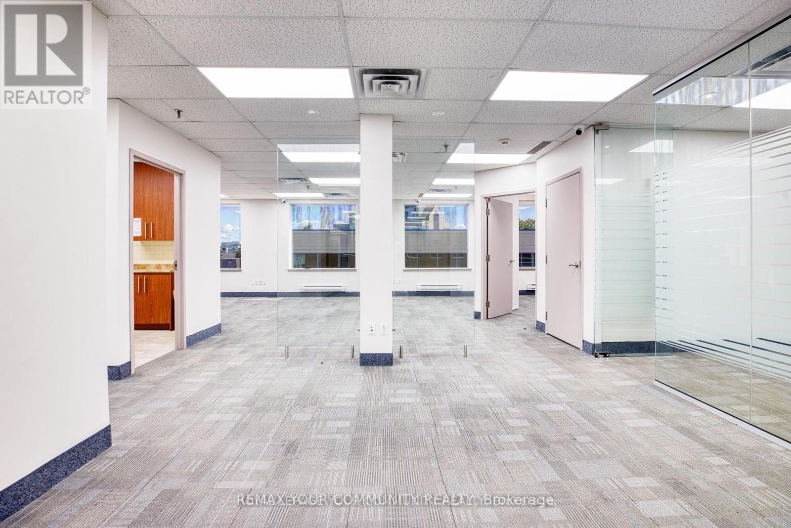 305 - 2750 14th Avenue, Markham, Ontario  L3R 0B6 - Photo 5 - N12752406