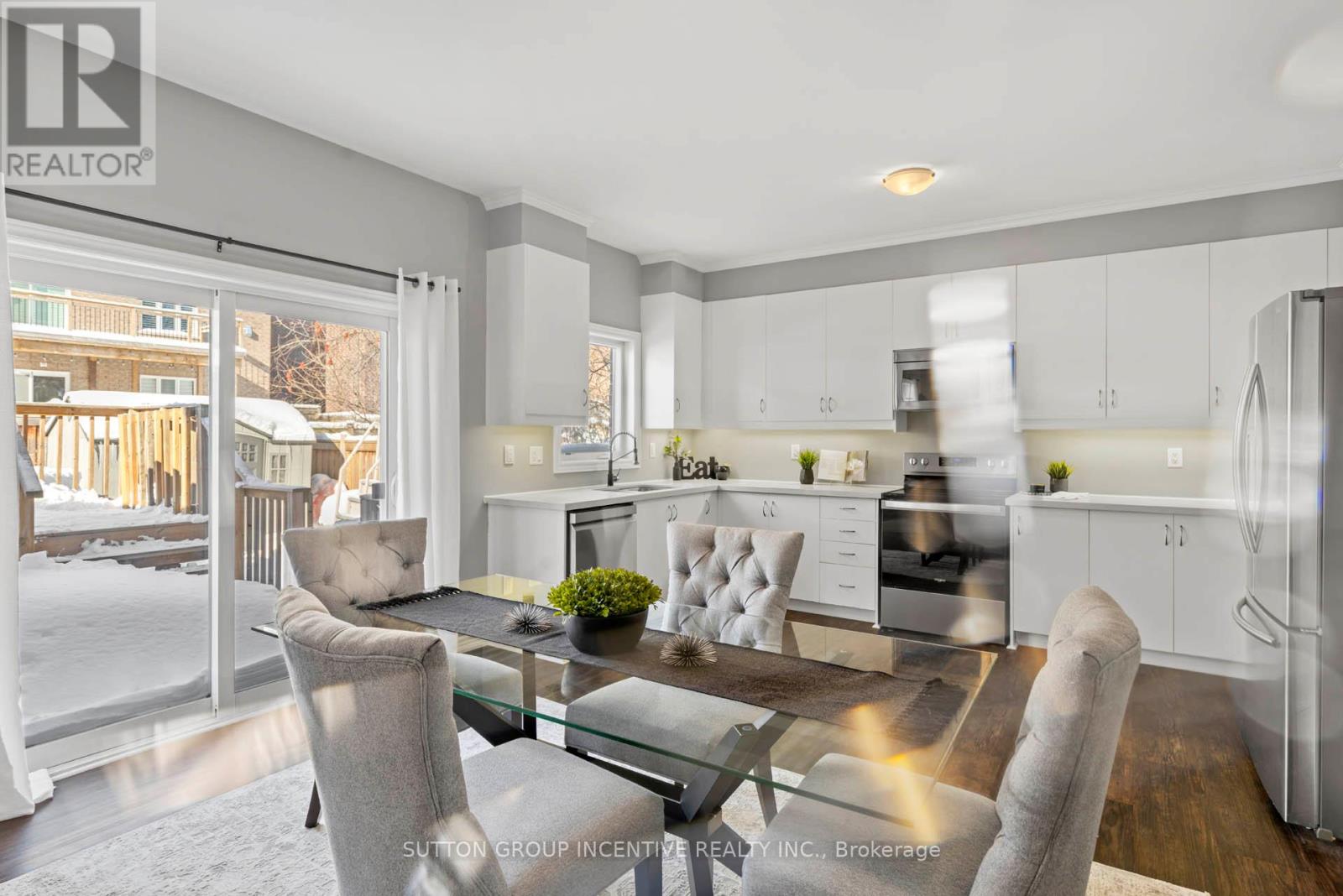 1252 Bardeau Street, Innisfil (Lefroy), Ontario  L0L 1W0 - Photo 12 - N12754780