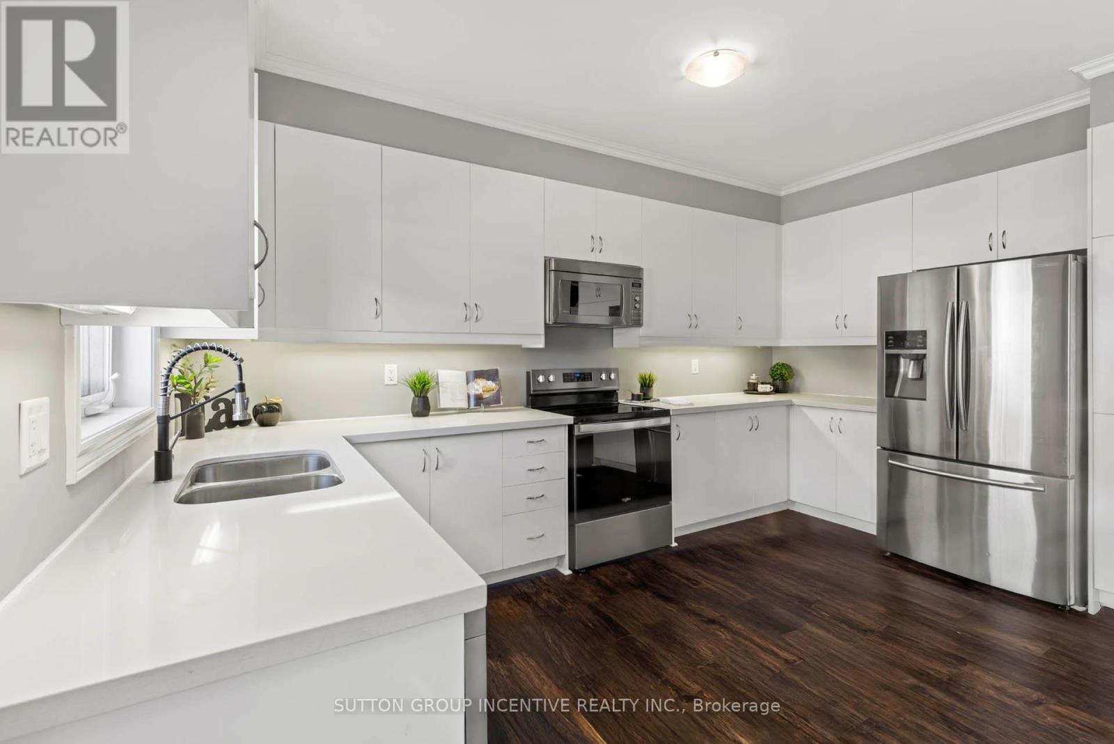 1252 Bardeau Street, Innisfil (Lefroy), Ontario  L0L 1W0 - Photo 13 - N12754780