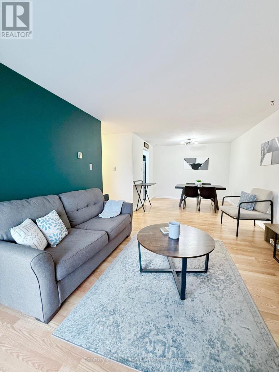 Photo 11 of 36 for 217 - 737 Deveron Crescent