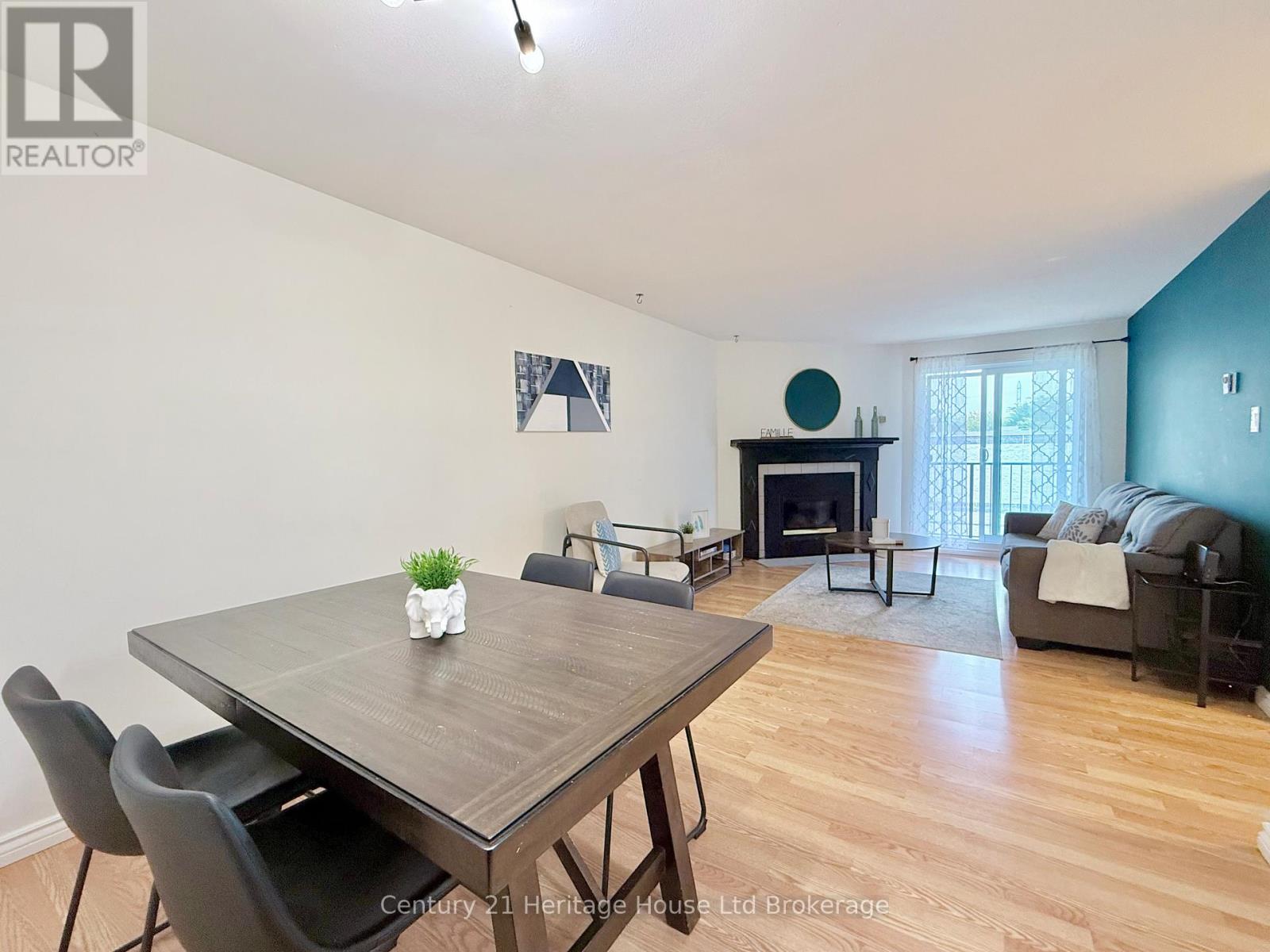 Photo 12 of 36 for 217 - 737 Deveron Crescent