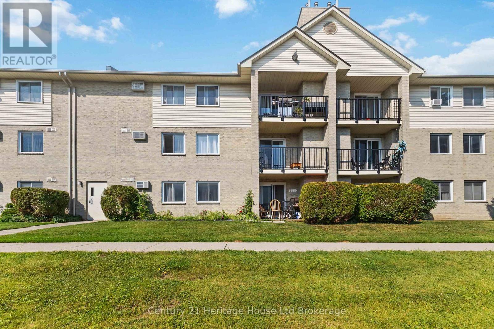 Photo 36 of 36 for 217 - 737 Deveron Crescent