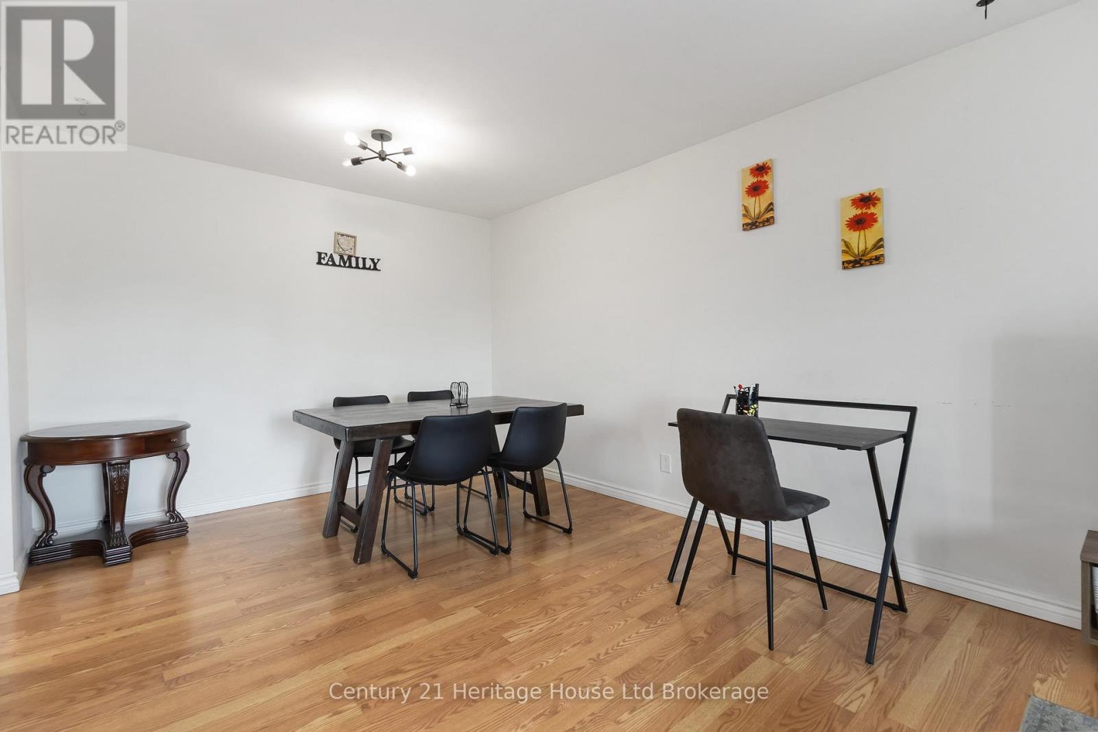 217 - 737 Deveron Crescent, London South (South T), Ontario  N5Z 4X9 - Photo 13 - X12755266