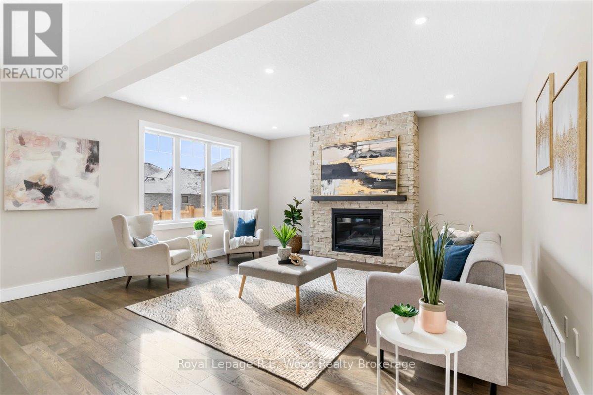 61 Sunview Drive, Norwich (Norwich Town), Ontario  N0J 1P0 - Photo 7 - X12755194