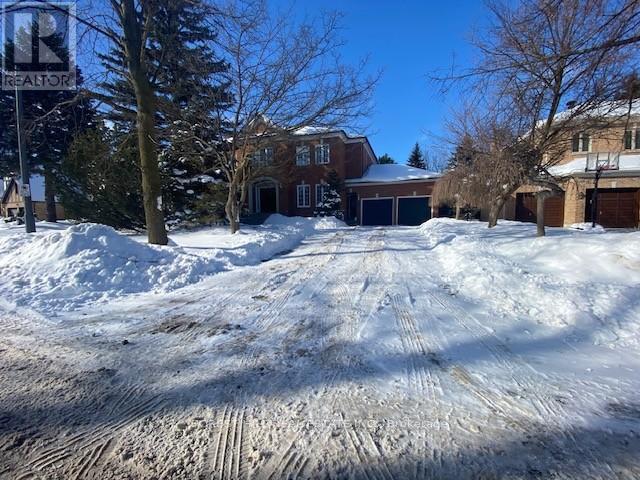 17 DUNLOE ROAD, Richmond Hill, Ontario