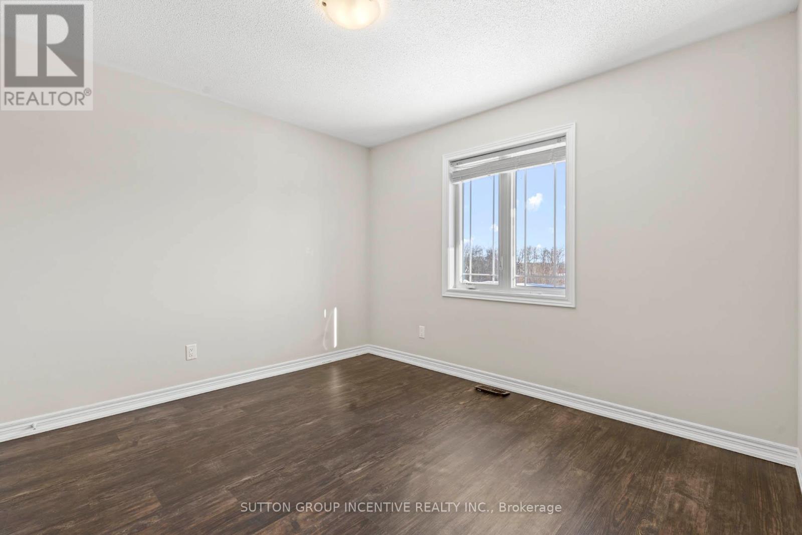 1252 Bardeau Street, Innisfil (Lefroy), Ontario  L0L 1W0 - Photo 29 - N12754780